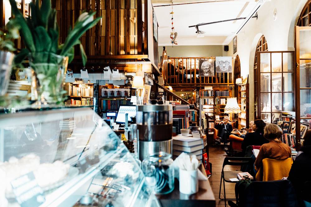 Księgarnia i kawiarnia Kornel i Przyjaciele