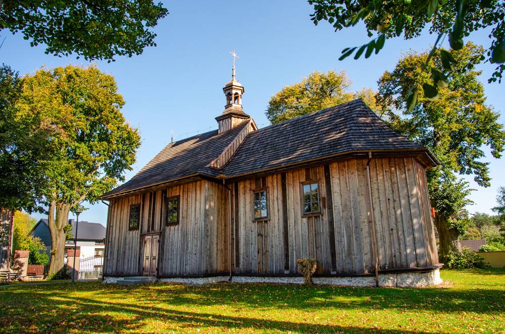 12. Kości&oacute;ł św. Idziego w Zrębicach