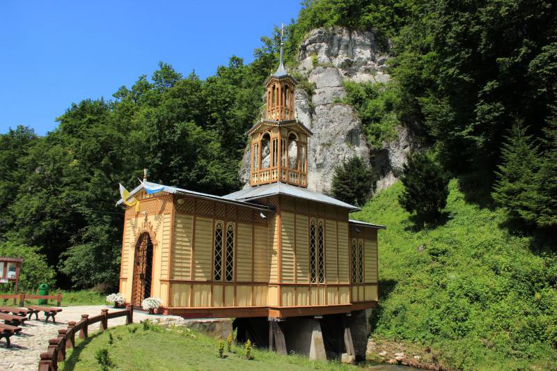 Kaplica Na Wodzie fot. Rafal Rębisz