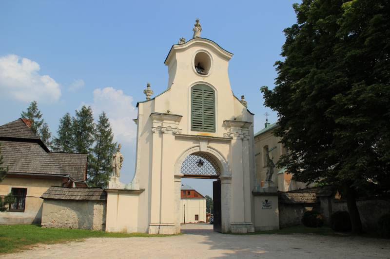 Klasztro w Imbramowicach fot. Rafal Rębisz